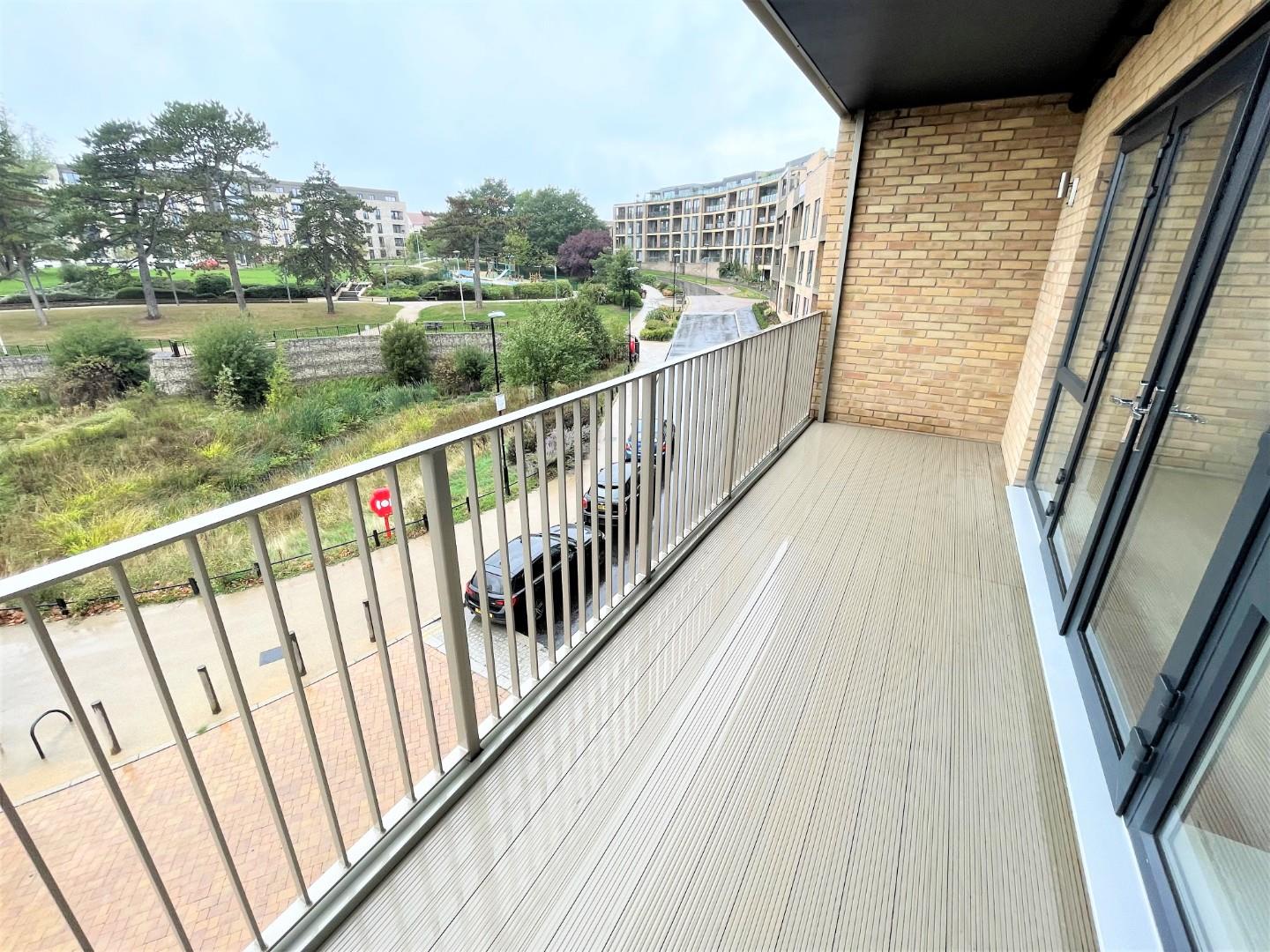 Henry Darlot Drive, Mill Hill